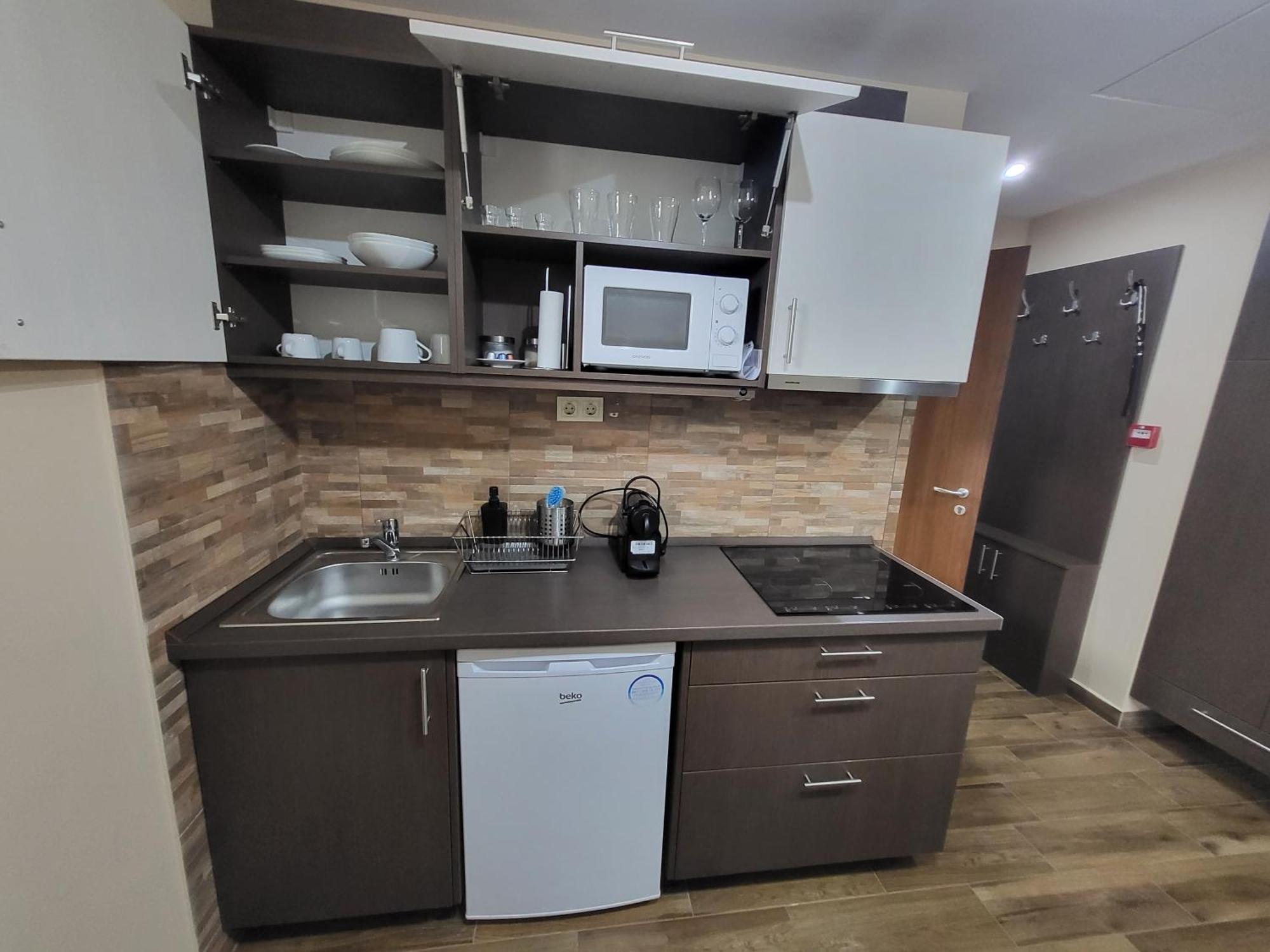 Family Apartman Eplény エクステリア 写真